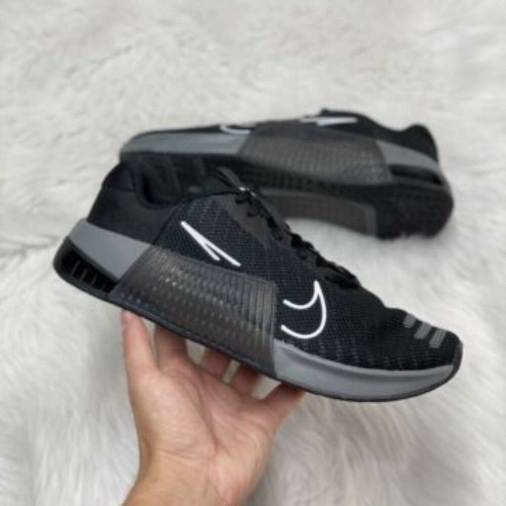 Nike Metcon 9 Low Womens Training Sneaker Shoes Black VNDS /Sz 9.5/ DZ2537-001